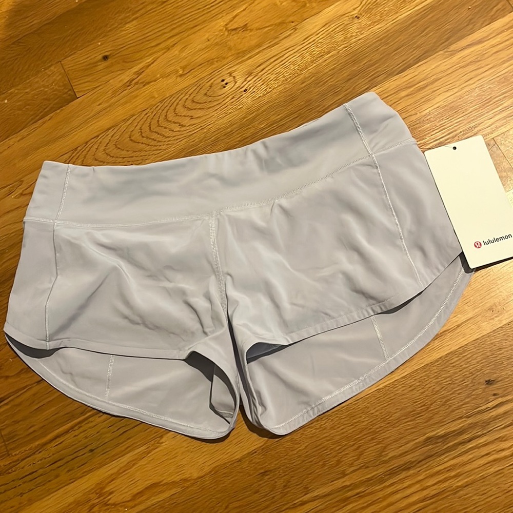 Lululemon speed up LR short 2.5 lined